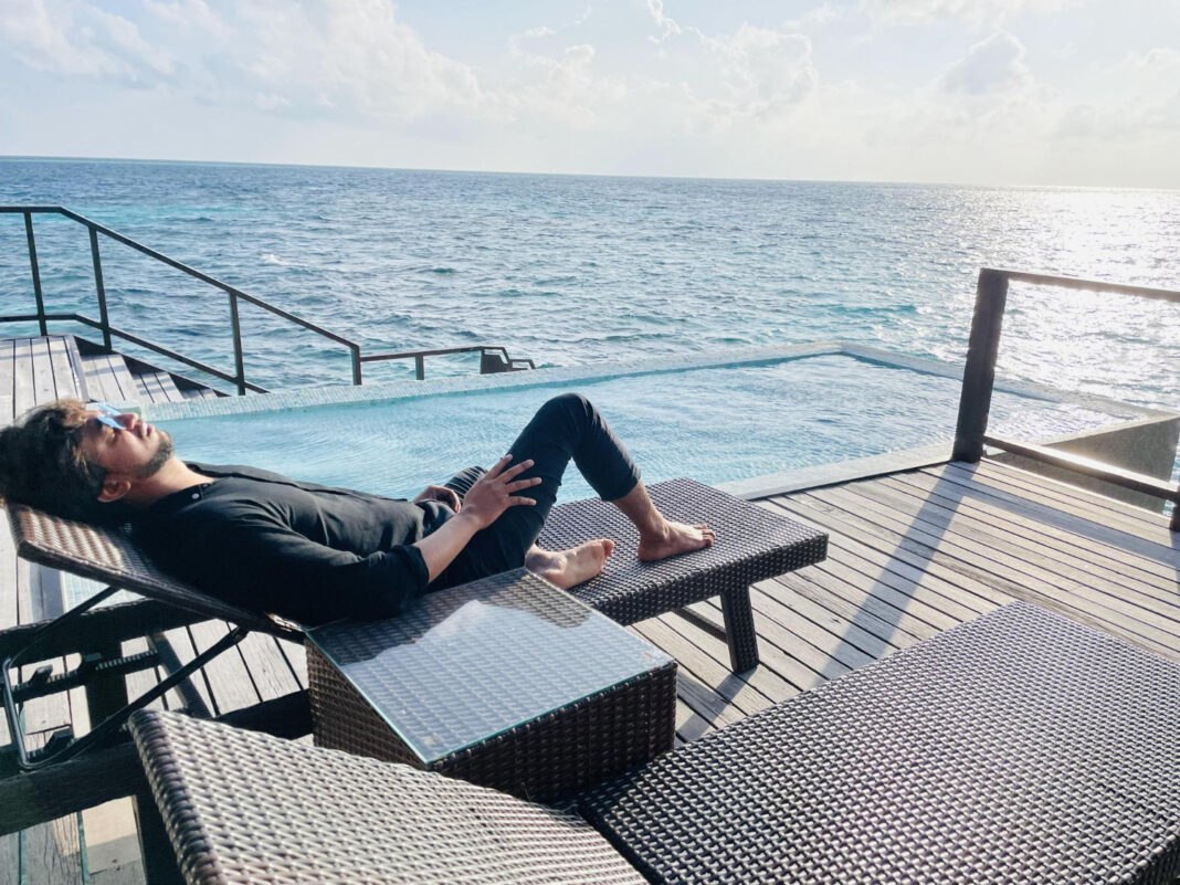 Reconnect with Serenity through Luxury Yacht Hire Dubai luxury yacht hire Dubai